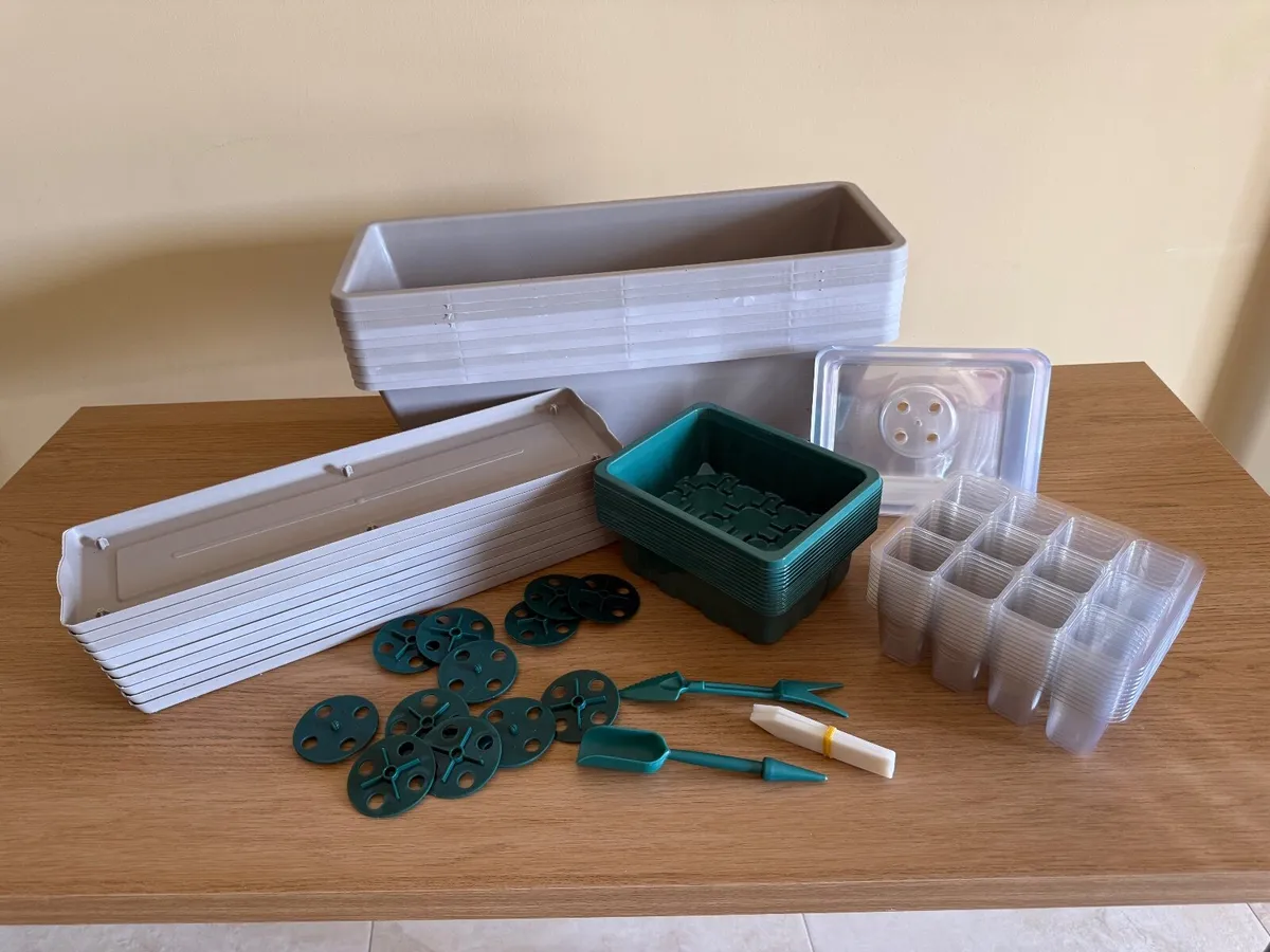 12 Seed Trays for Germination and 10 Window Boxes. - Image 2