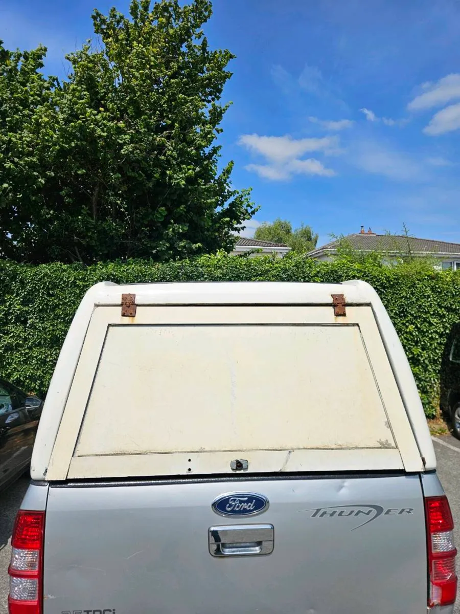 Canopy of crewcab jeep - Image 2