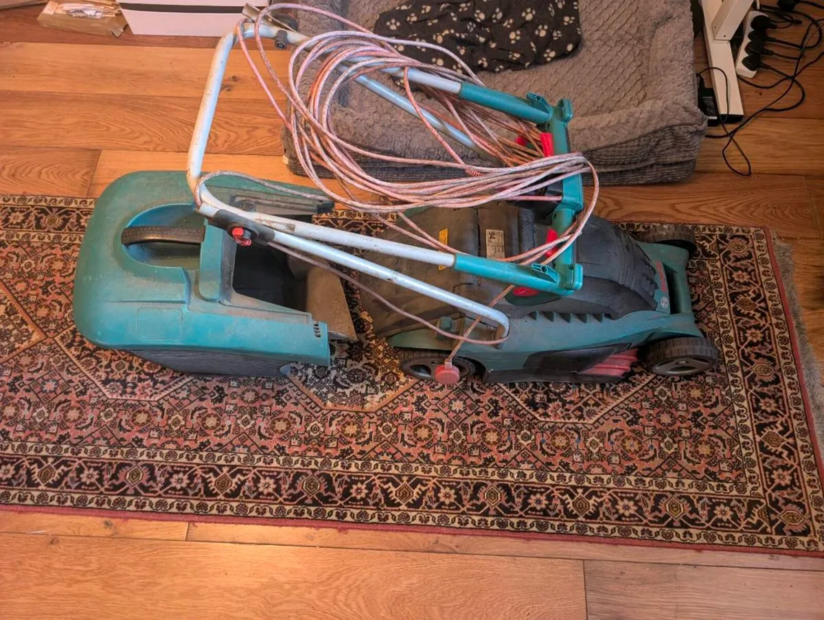 Bosch Rotak corded electric rotary lawn mowe - Image 2