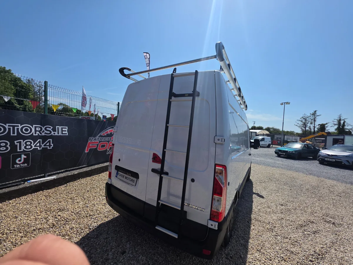 Renault Master 2022 - Image 4