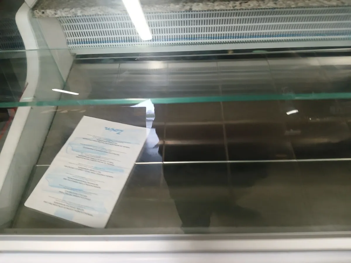 Deli display fridge unit ..complete delivered - Image 1