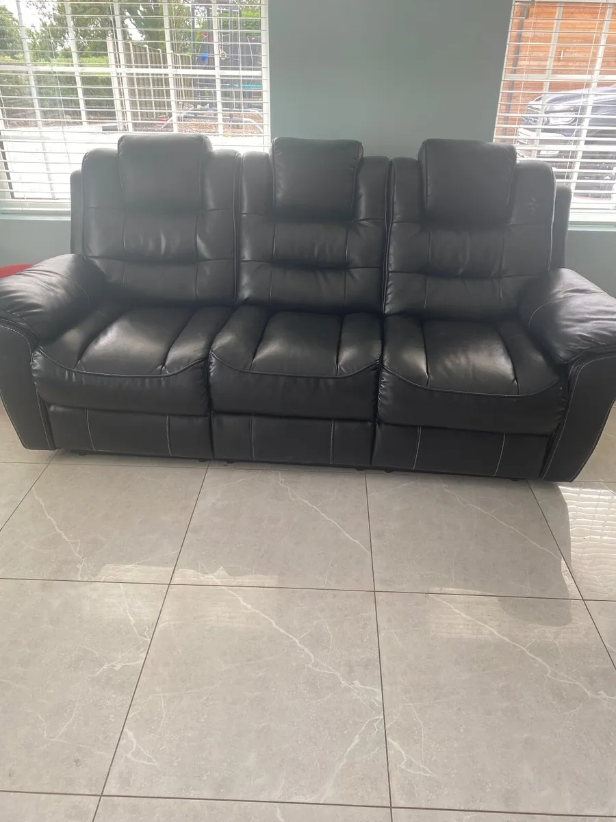 3 seater sofa - Image 1