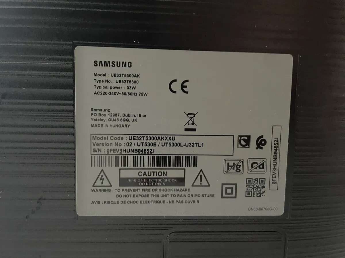 32” SAMSUNG HD SMART TV - Image 3