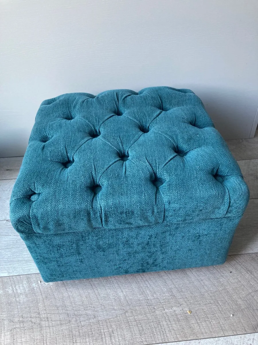 Queen Ann chair and footstool - Image 3