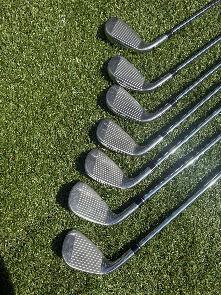 Wilson Staff D9 Graphite Irons 5-GW - Image 3