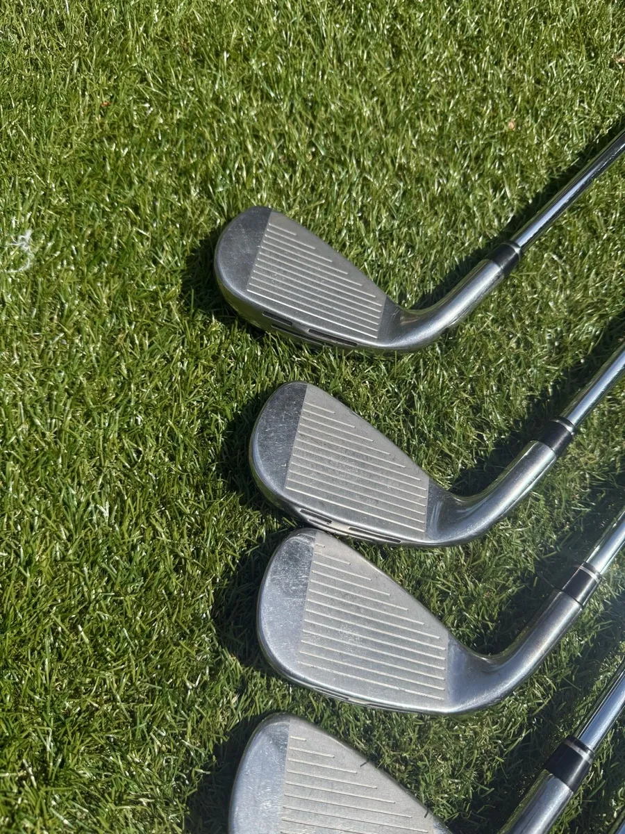 Wilson Staff D9 Graphite Irons 5-GW - Image 4