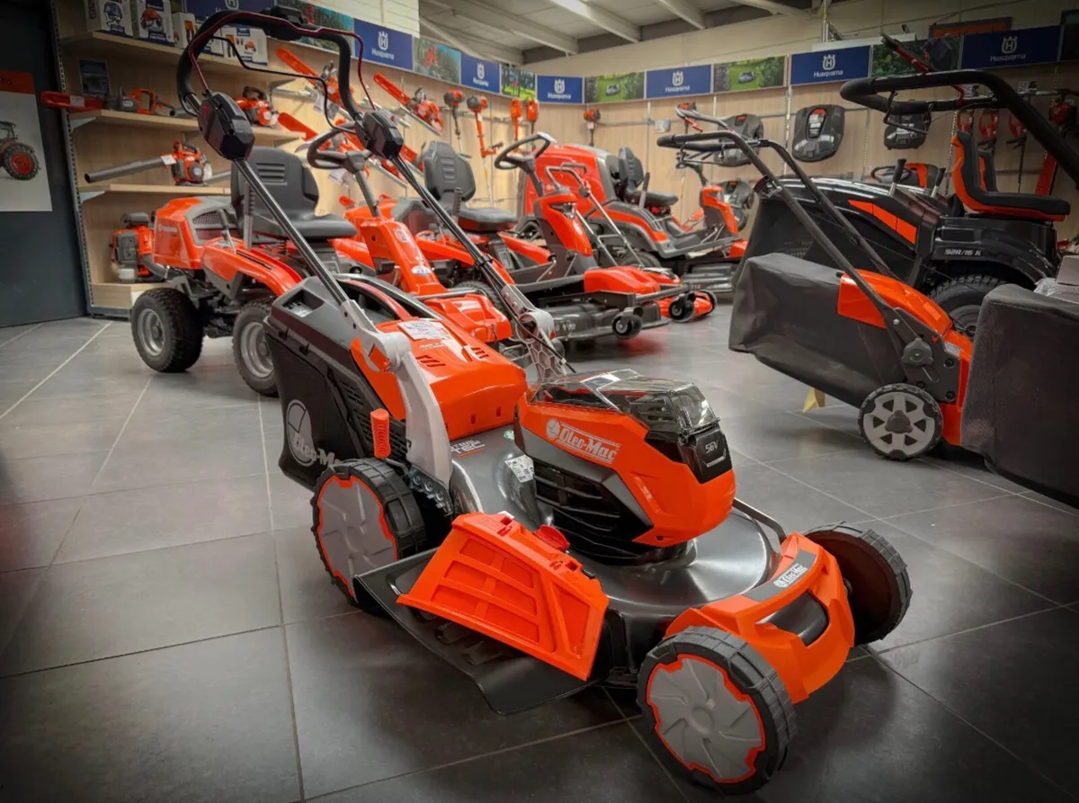 Oleo-Mac Cordless Lawnmowers - Image 1