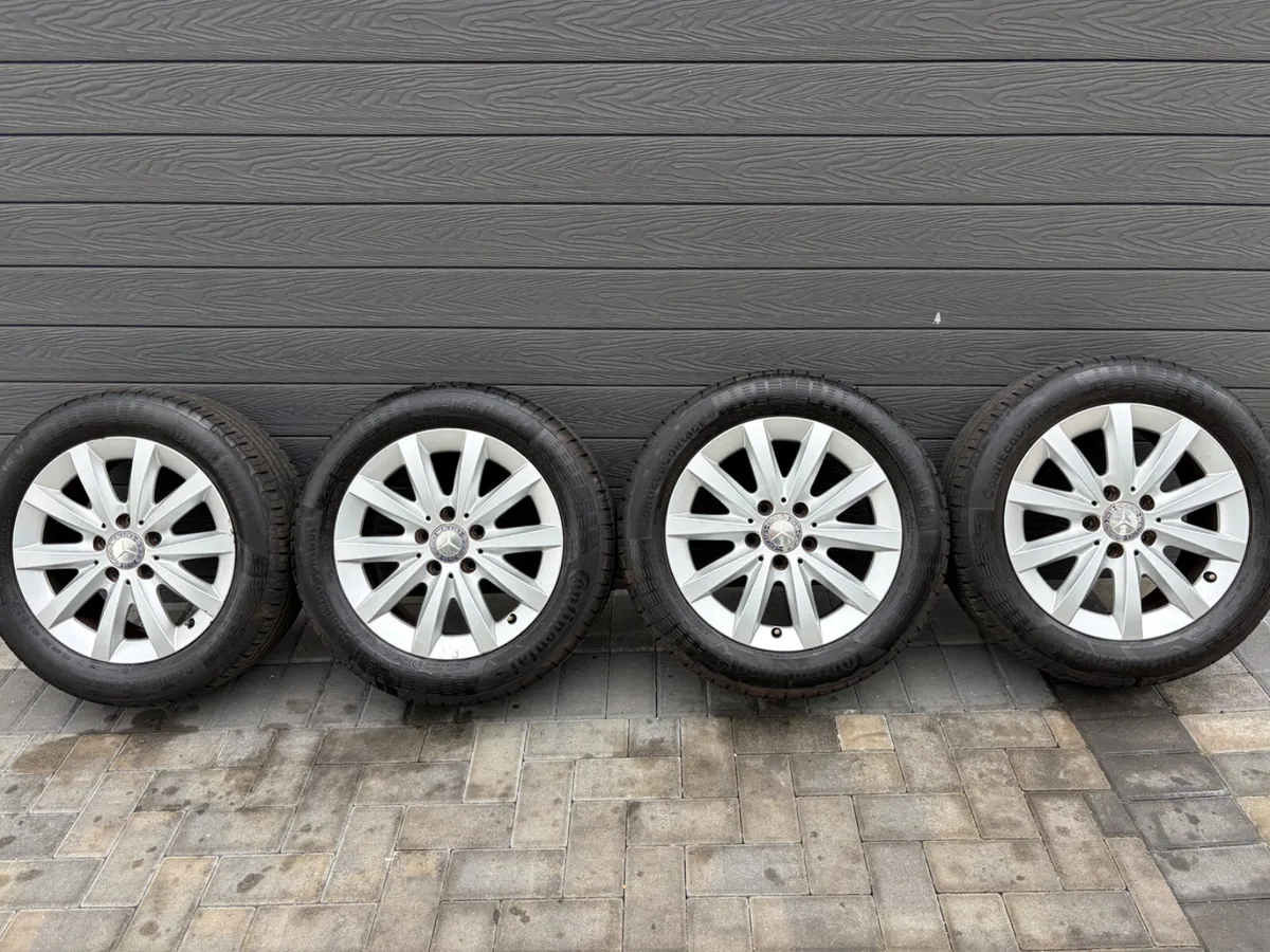 18” GENUINE MERCEDES A CLASS ALLOY WHEELS & TYRES - Image 2