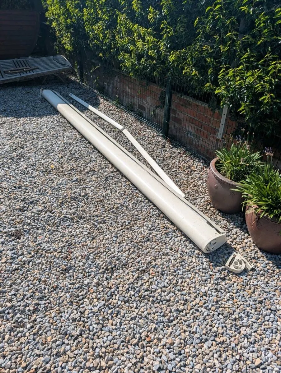 Awning - Image 2