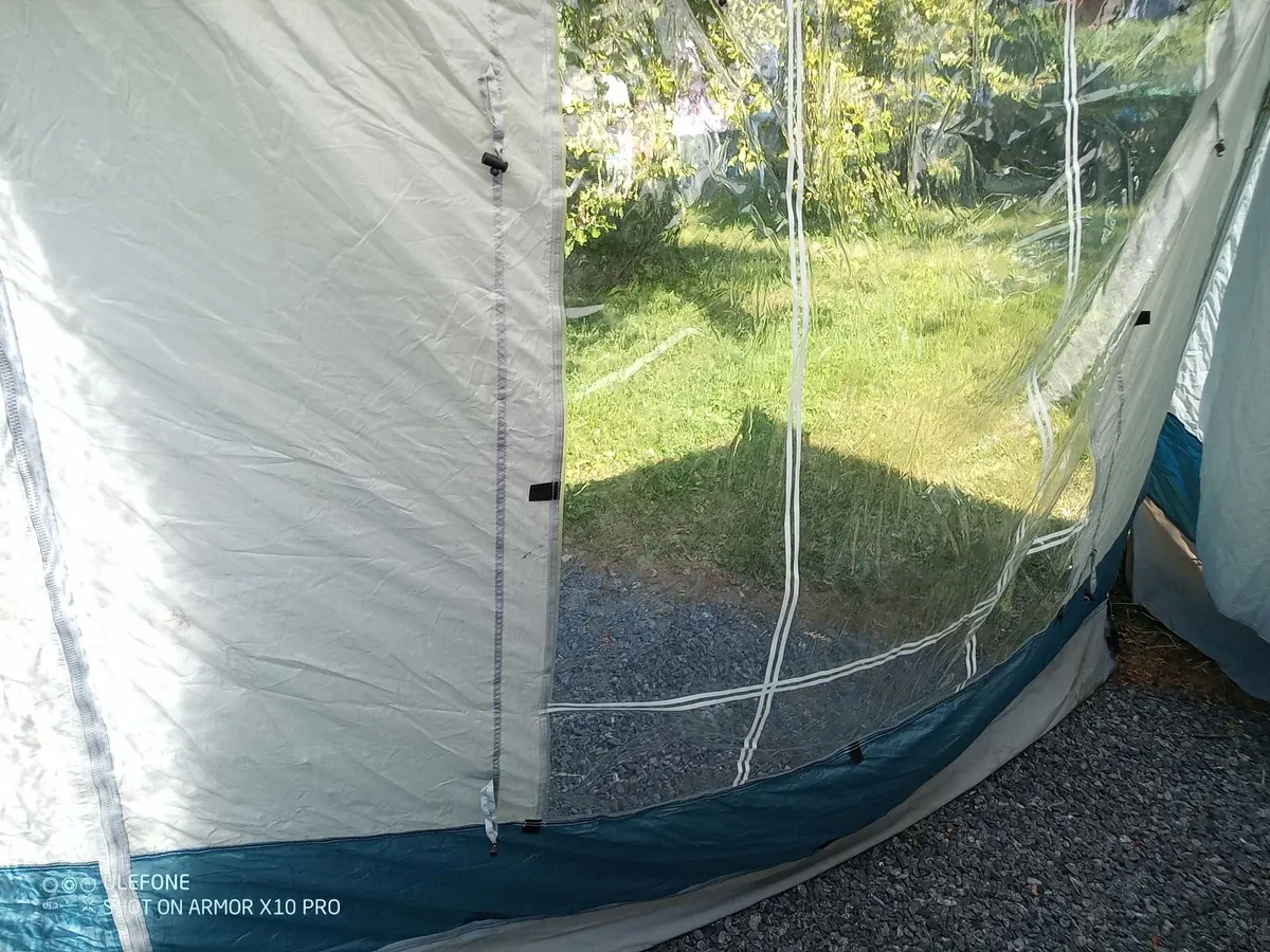 Tent - Image 3