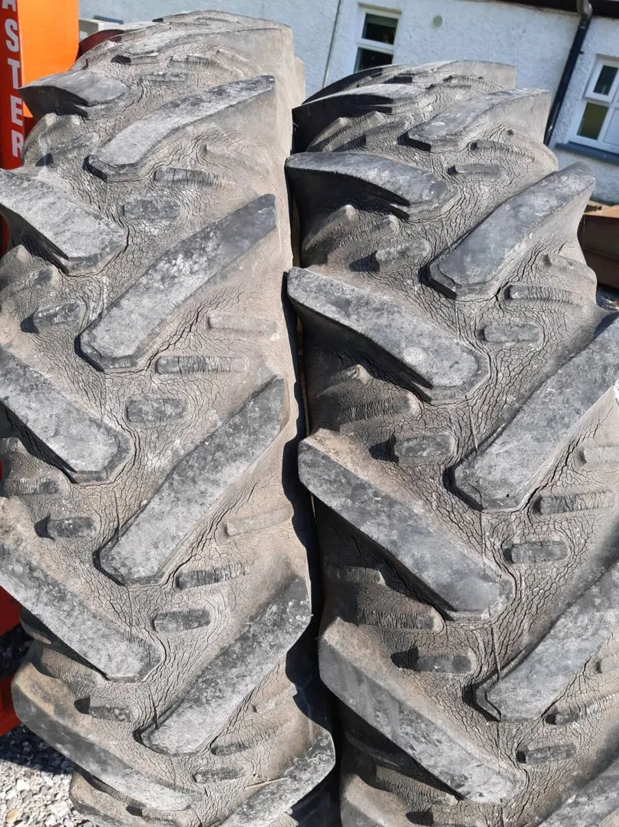 Fiat Wheels and Tyres 13.6x36 - Image 1