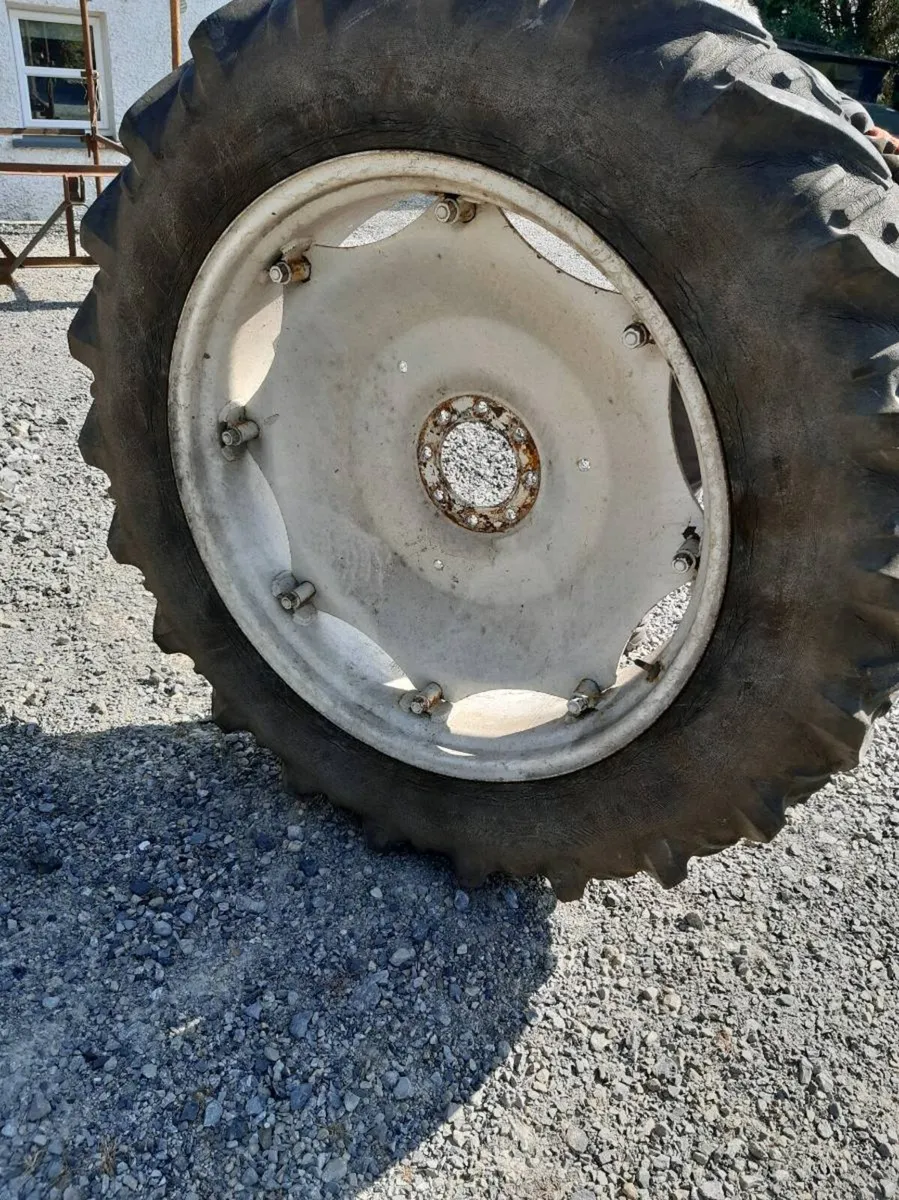 Fiat Wheels and Tyres 13.6x36 - Image 4