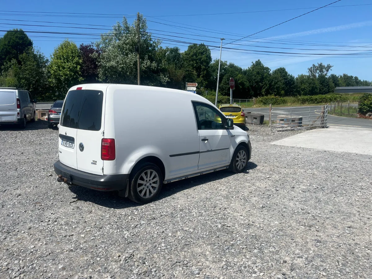 2016 Volkswagen Caddy 2.0 TDI - Image 4