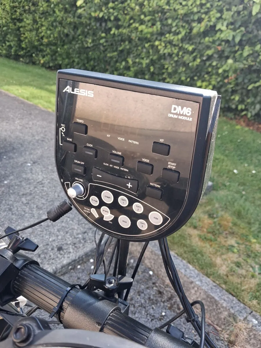Electronic Drumkit - Image 2