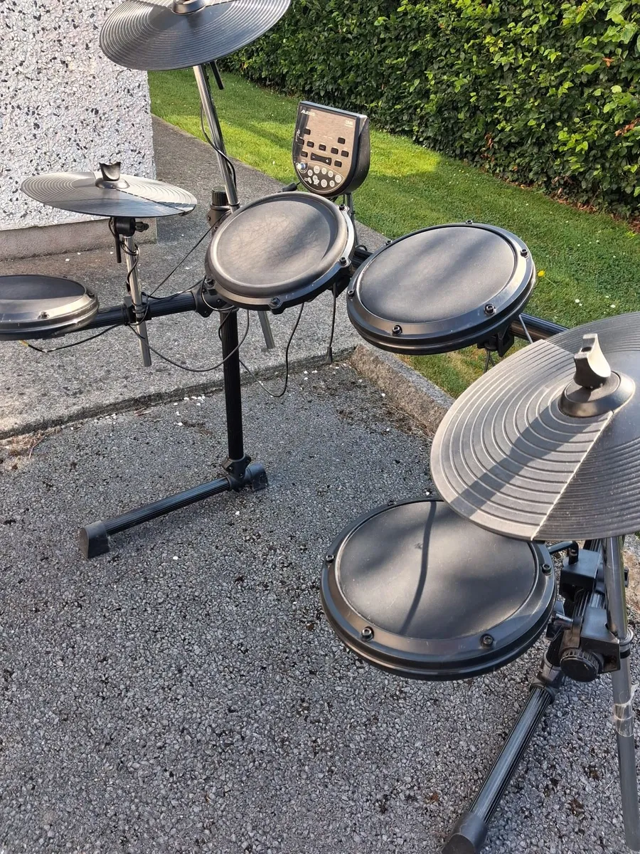 Electronic Drumkit - Image 3