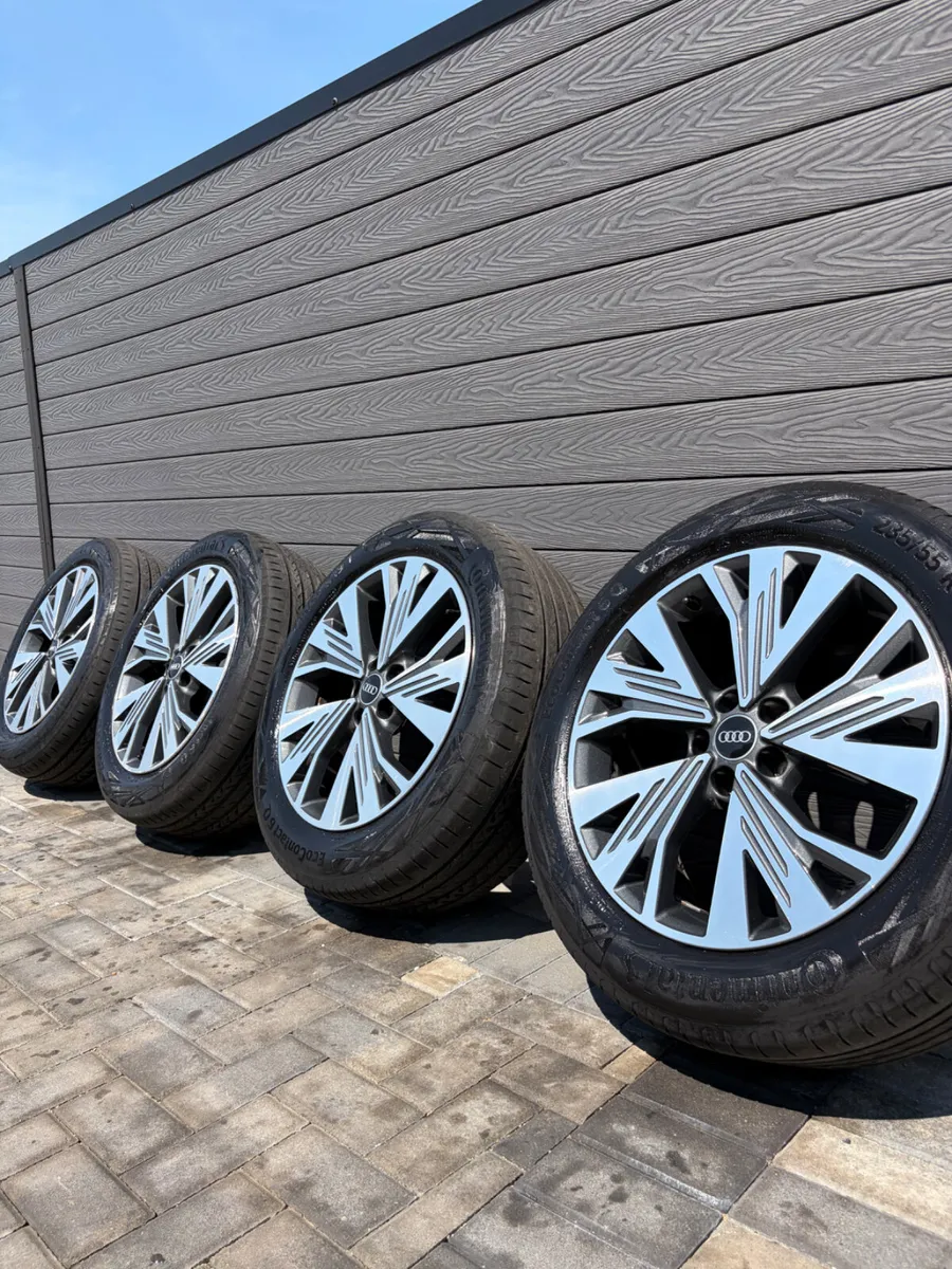 19” GENUINE AUDI Q3-Q5 ALLOY WHEELS & TYRES - Image 1