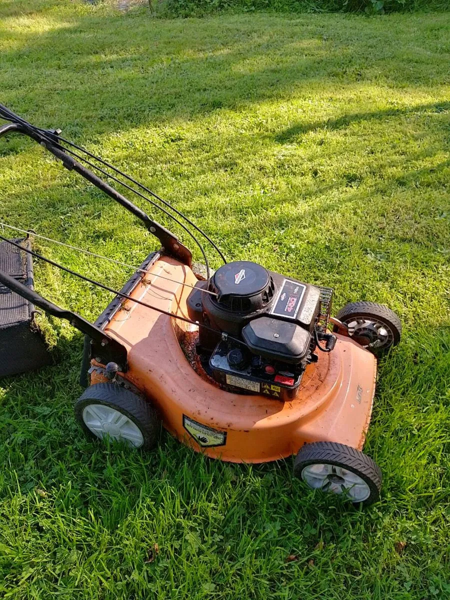Knk Briggs self propelled lawnmower - Image 3