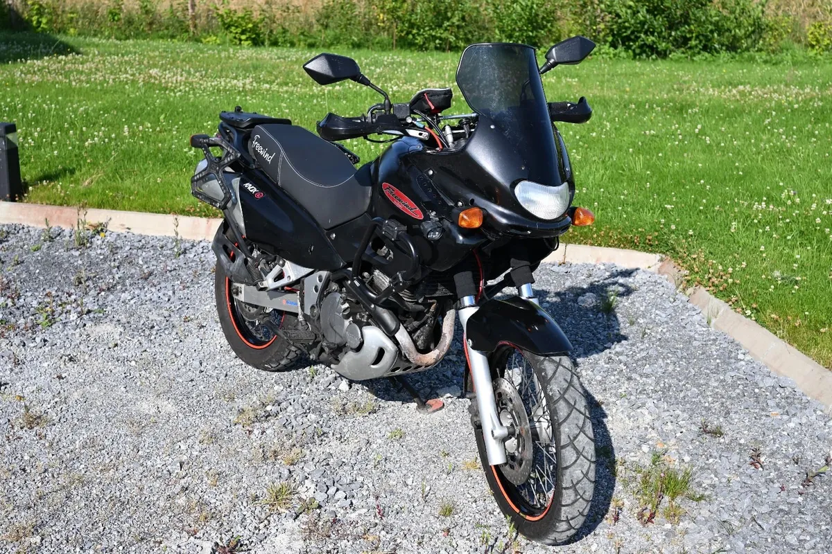 1998 Suzuki XF650 Freewind - Image 1