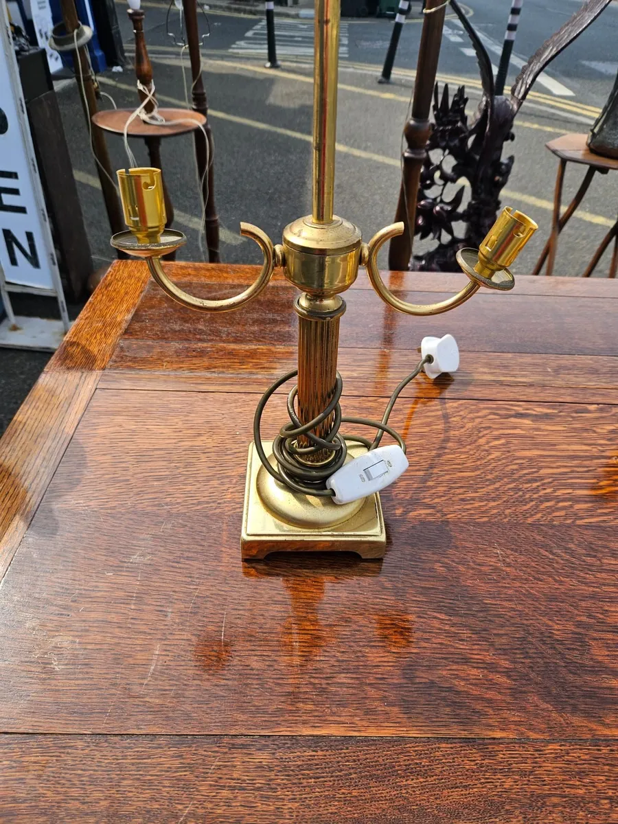 Vintage Brass Lamp - Image 4
