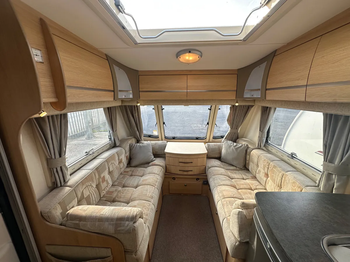 👌 Coachman Fixed Bed 4 Berth 👌 - Image 4