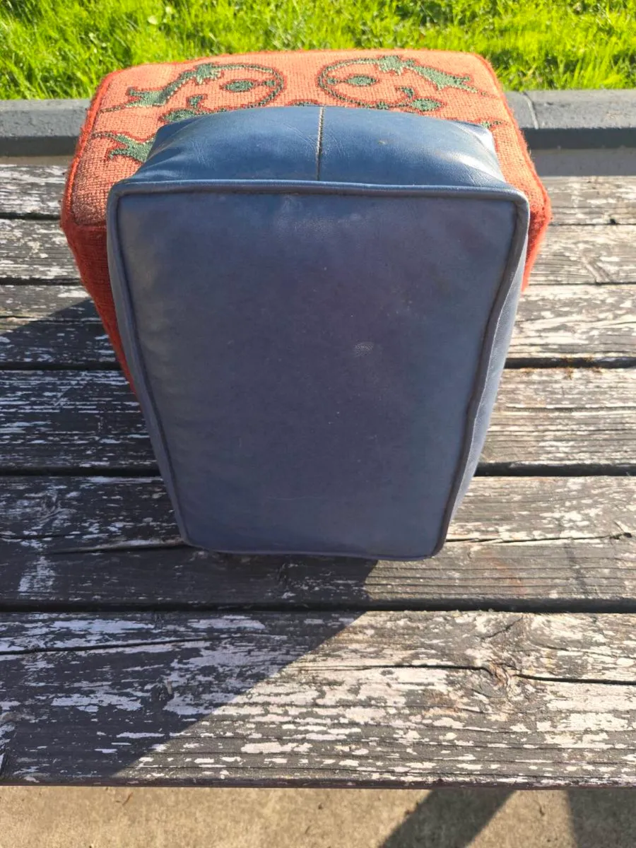 Blue Vinyl Church Kneeler/Prayer Cushion - Image 2