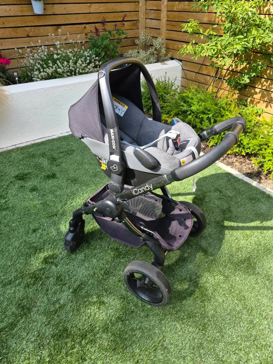 i-Candy buggy & car seat - Image 1