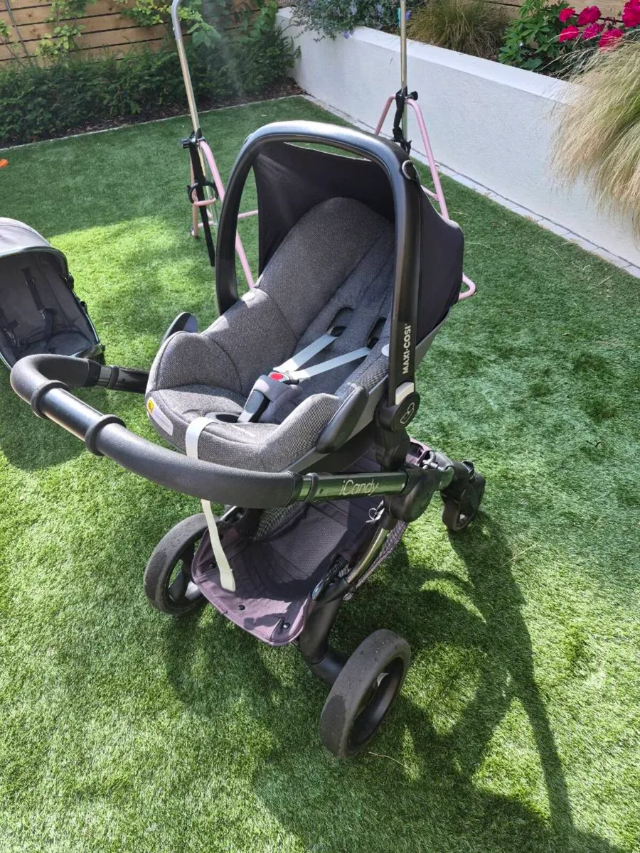 i-Candy buggy & car seat - Image 4