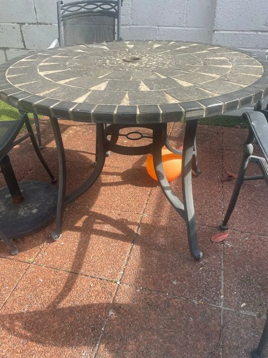 Garden Furniture - Image 1