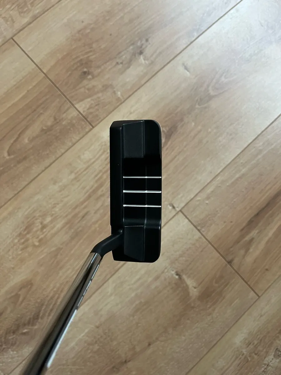Wilson Infinite Michigan Ave Putter - Image 2