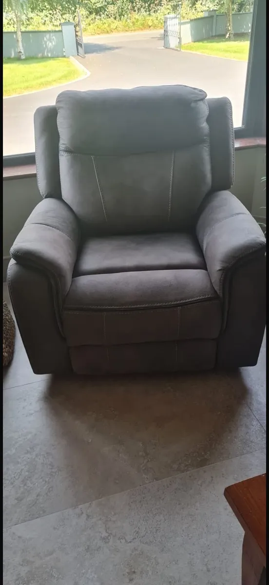 Grey Reclining Sofa Sets - Cup Holders & Charging - Image 2
