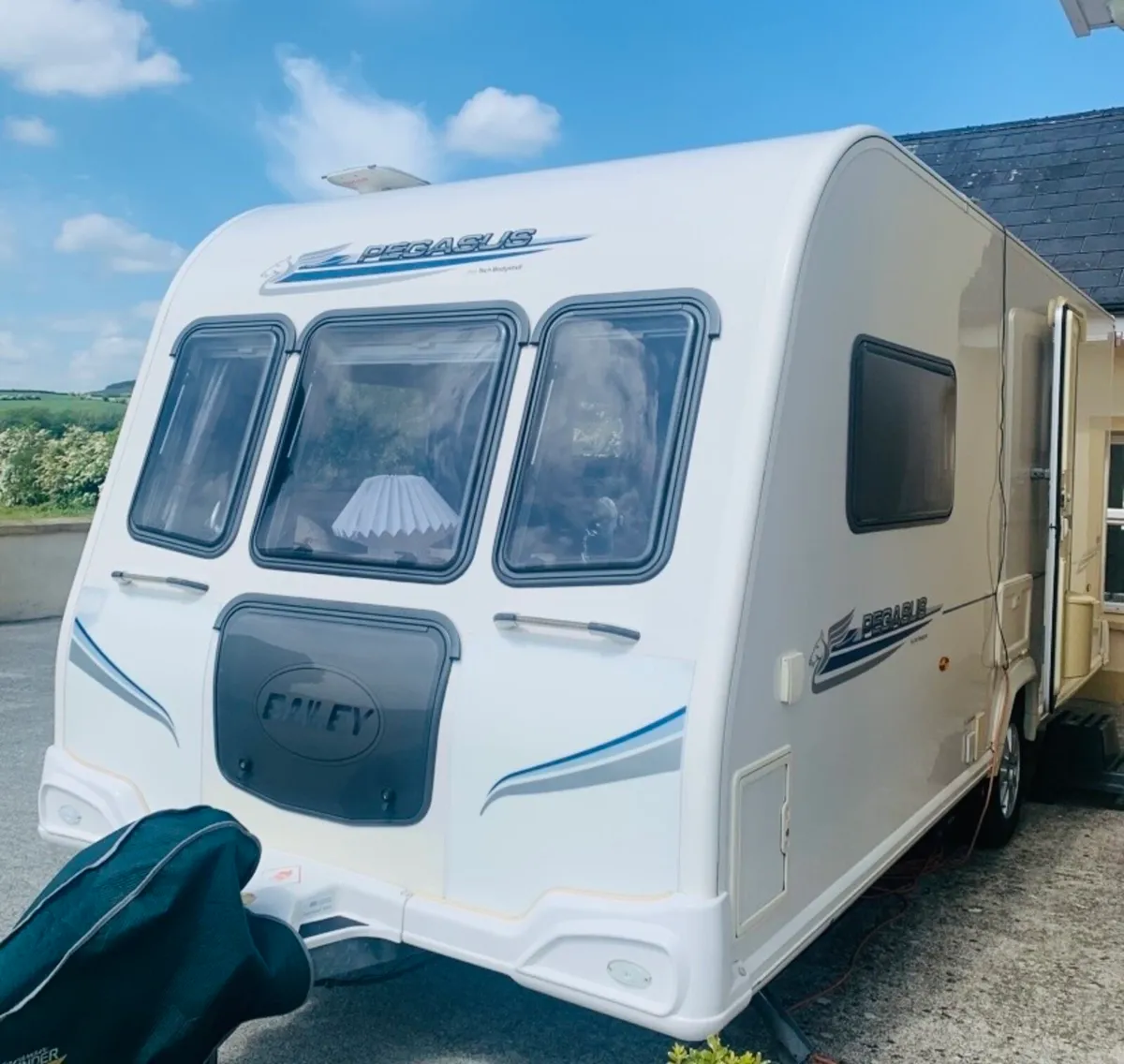 Caravan - Image 3