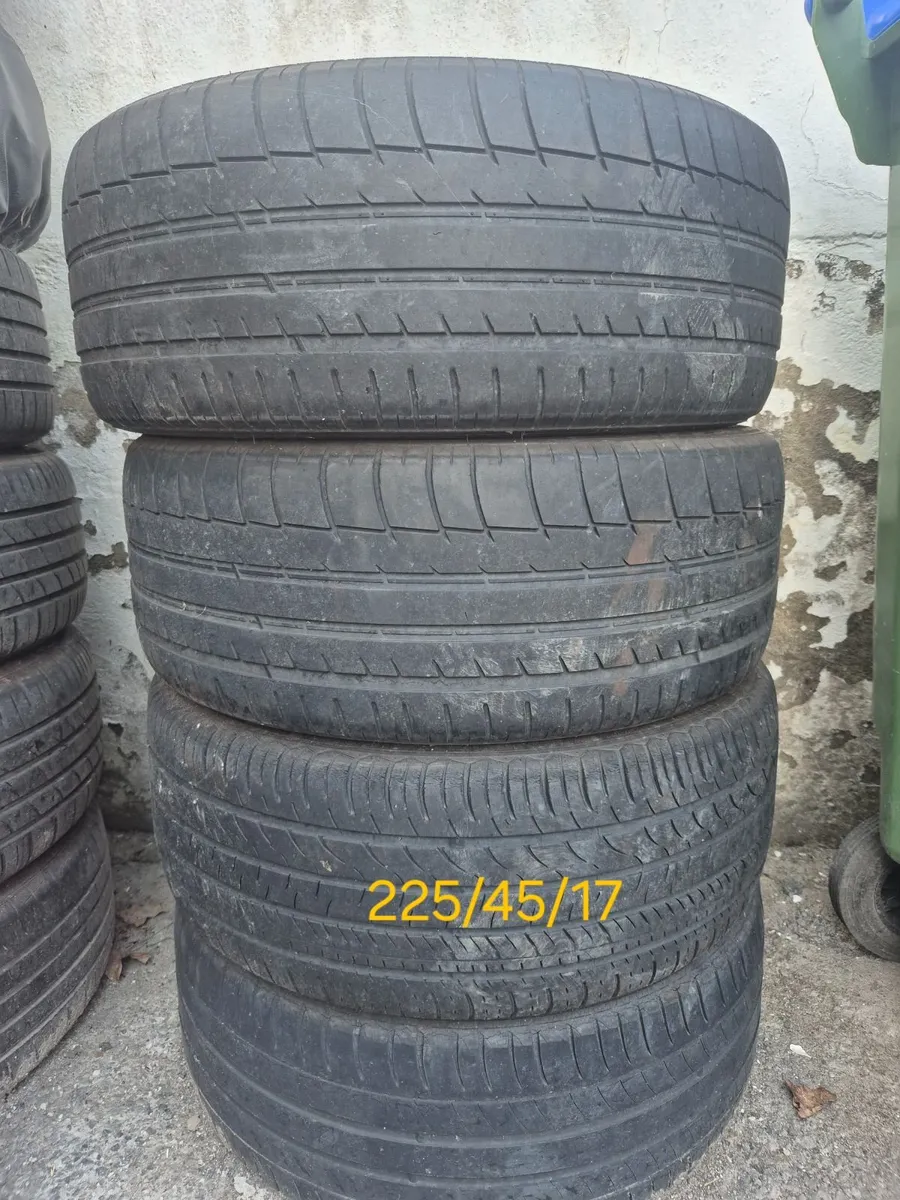 VW GOLF WHEELS AND TYRES - Image 1