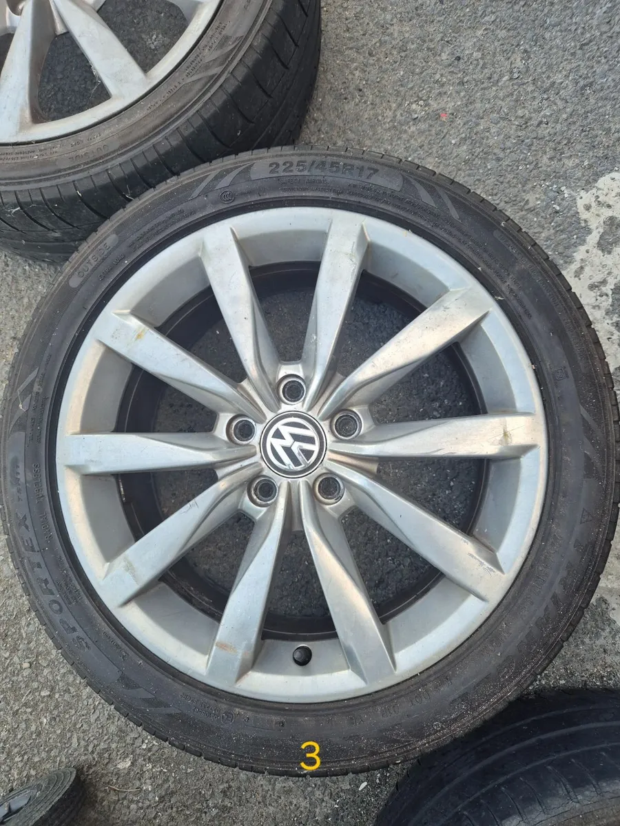 VW GOLF WHEELS AND TYRES - Image 2