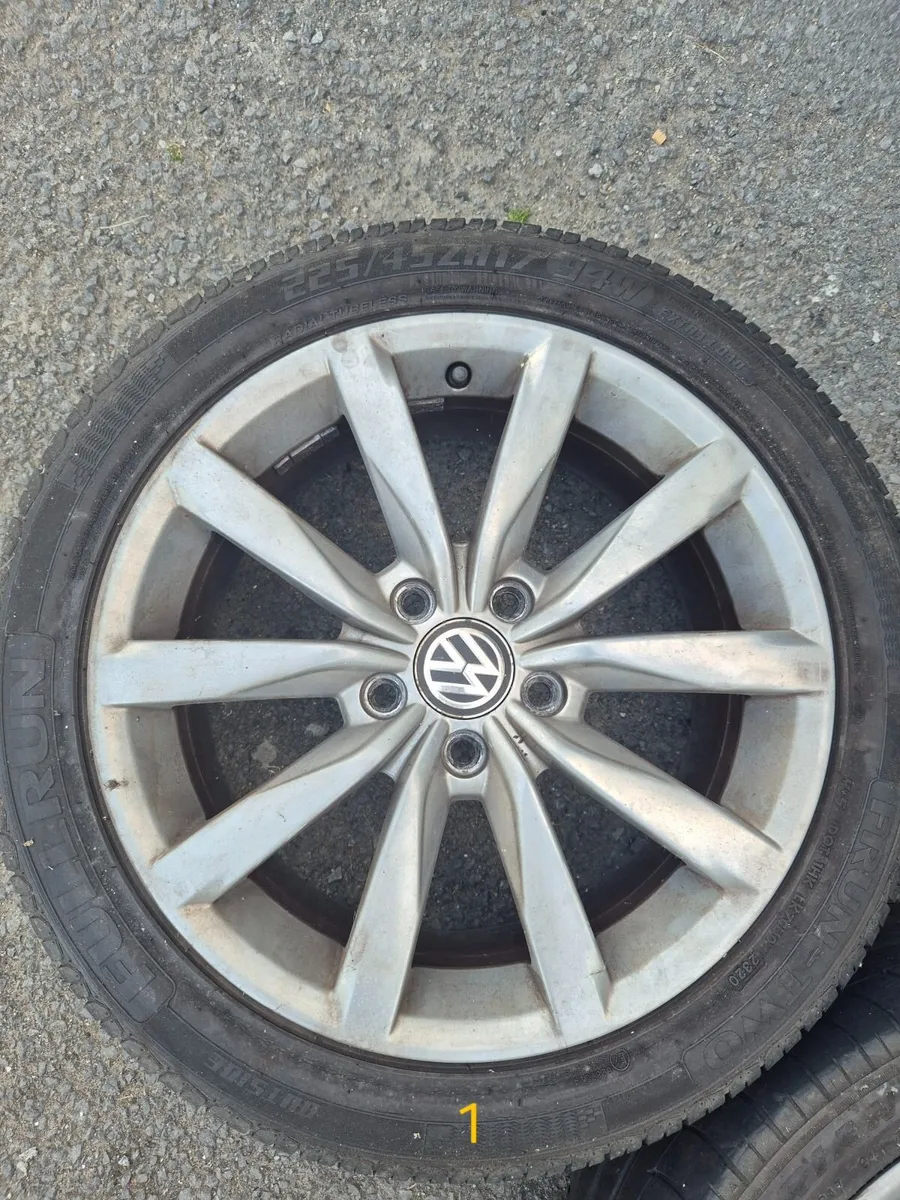 VW GOLF WHEELS AND TYRES - Image 4