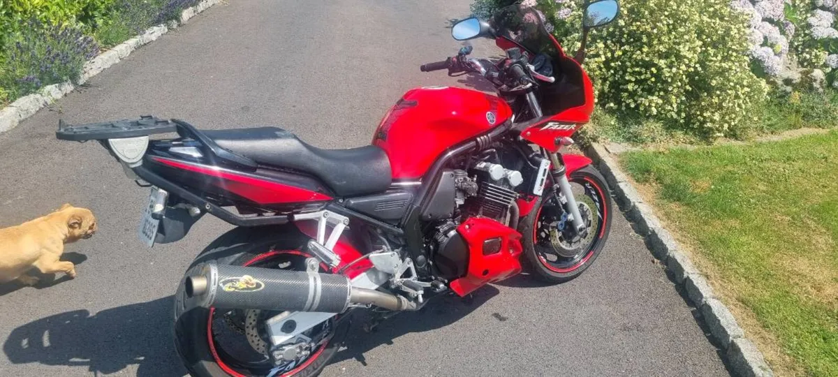 Yamaha Fazer 600 - Image 1