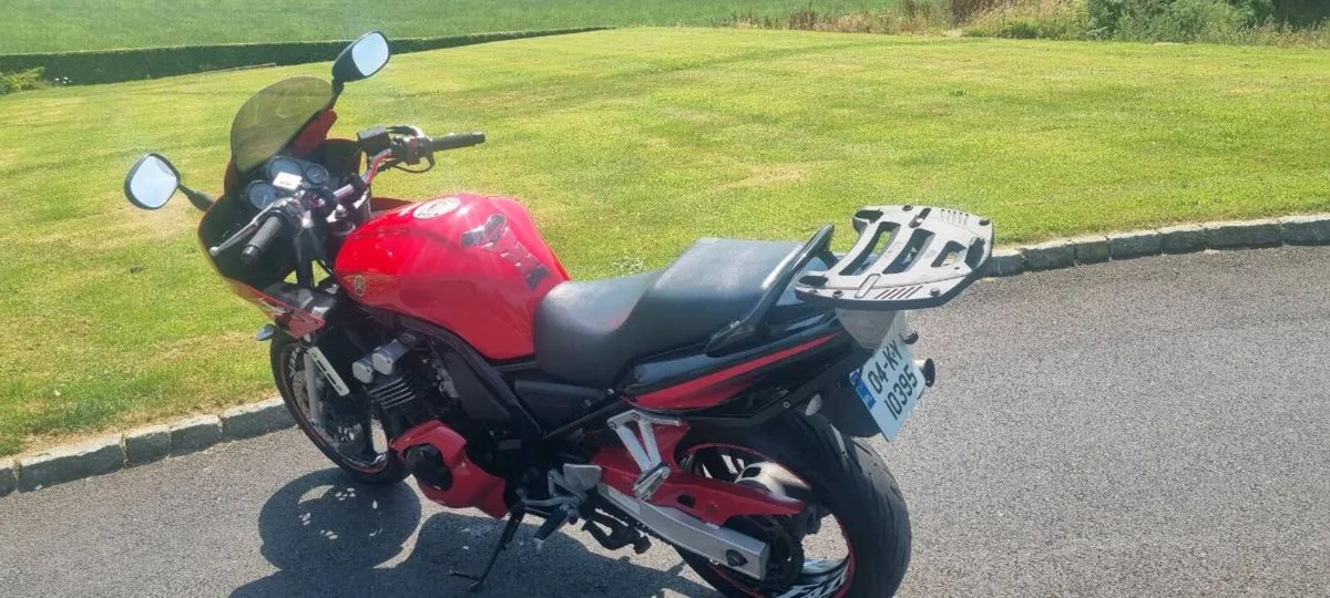 Yamaha Fazer 600 - Image 2