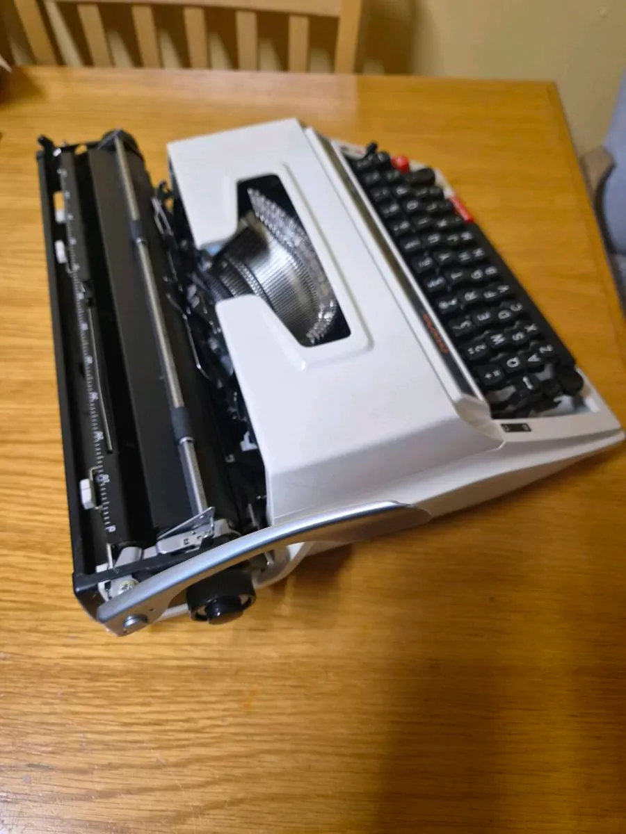 Typewriter - Image 2