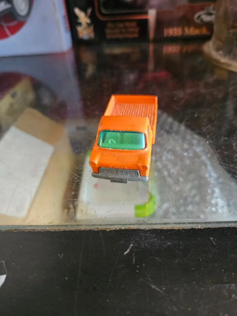 Matchbox Superfast Ford Transit Van - Image 2