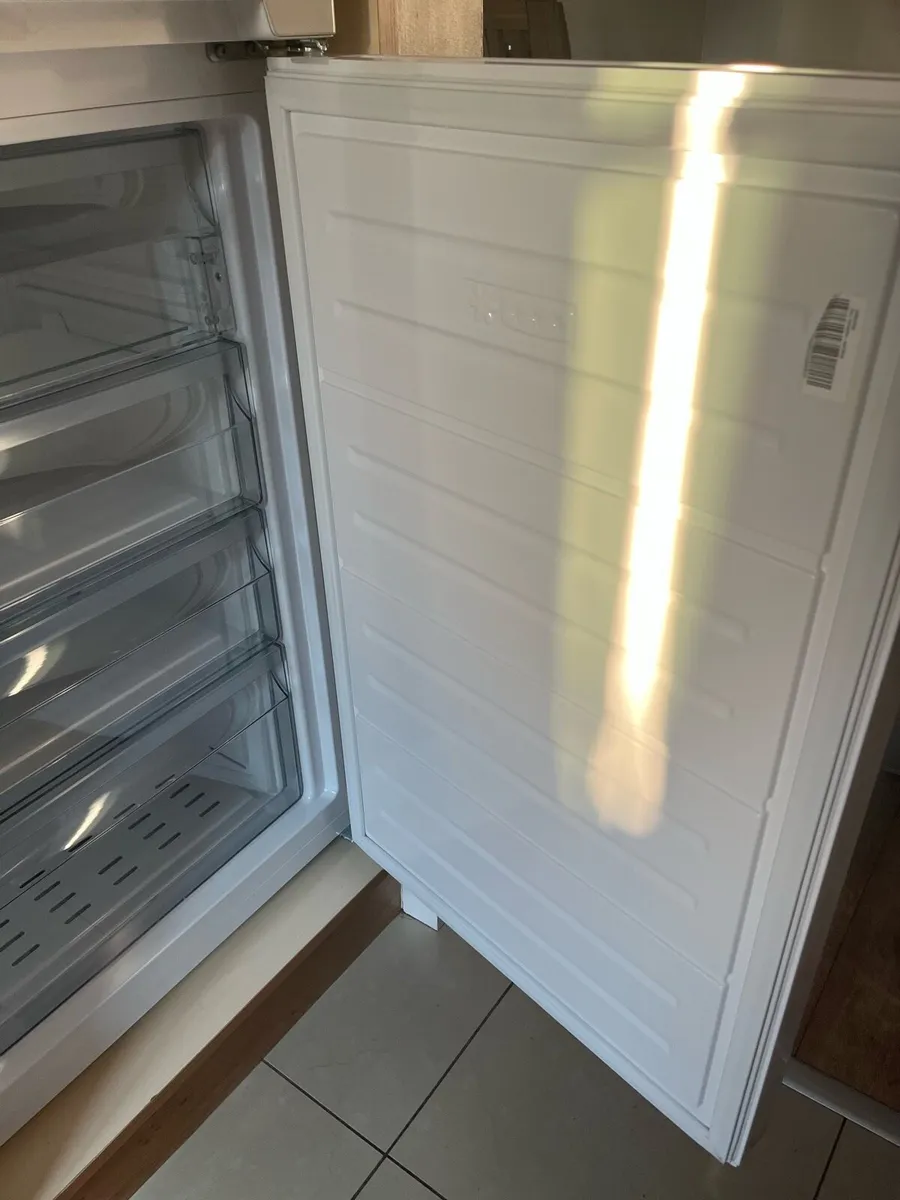 NordMende Fridge Freezer - Image 3