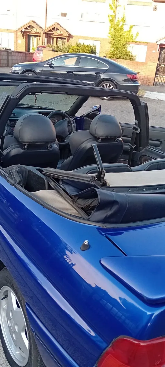 Ford Escort Si convertible - Image 4