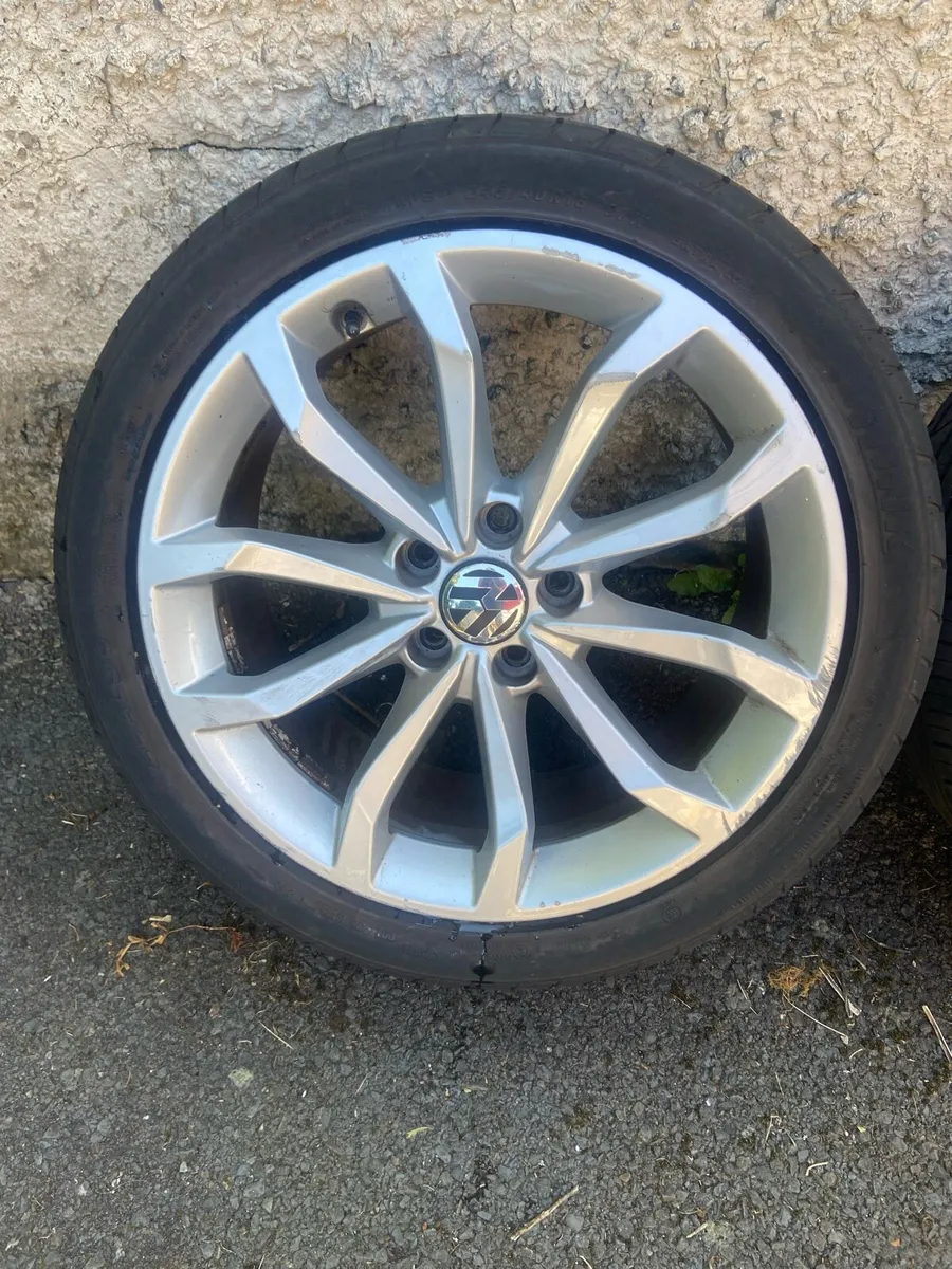 Audi S4/A4 Genuine OEM 18 inch alloys x4 - Image 3