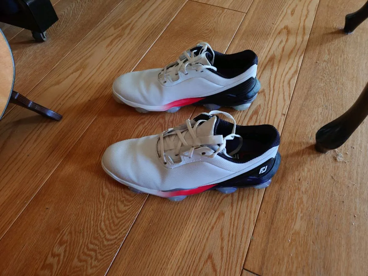 Golf shoes - Image 2