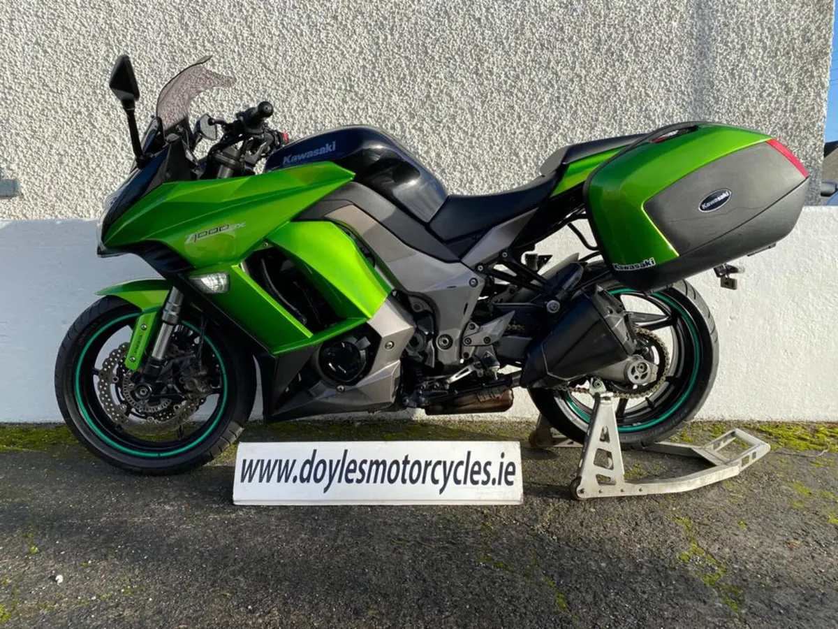 Z1000SX x2 @ Doyles Athlone - Image 2