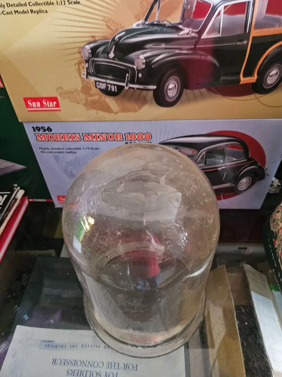 Vintage Antique Glass Dome - Image 2