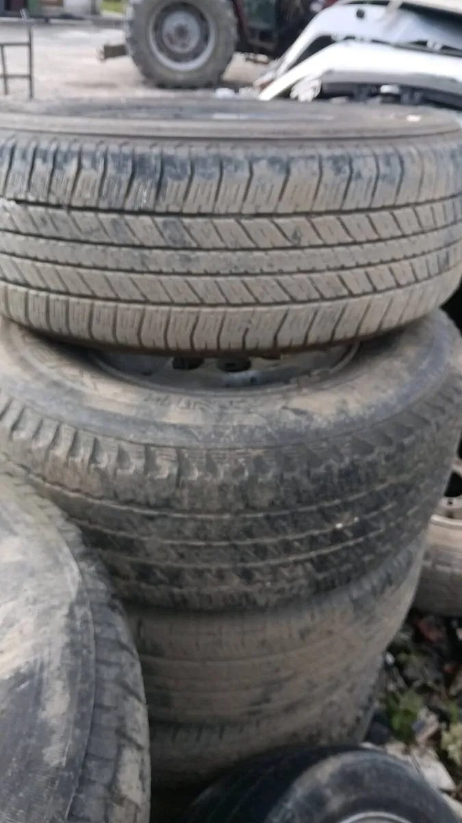 Landcruiser tyres - Image 4
