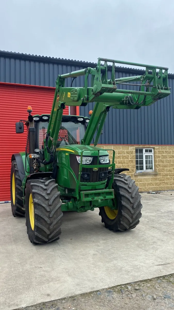 John Deere 6140R  2014 - Image 1