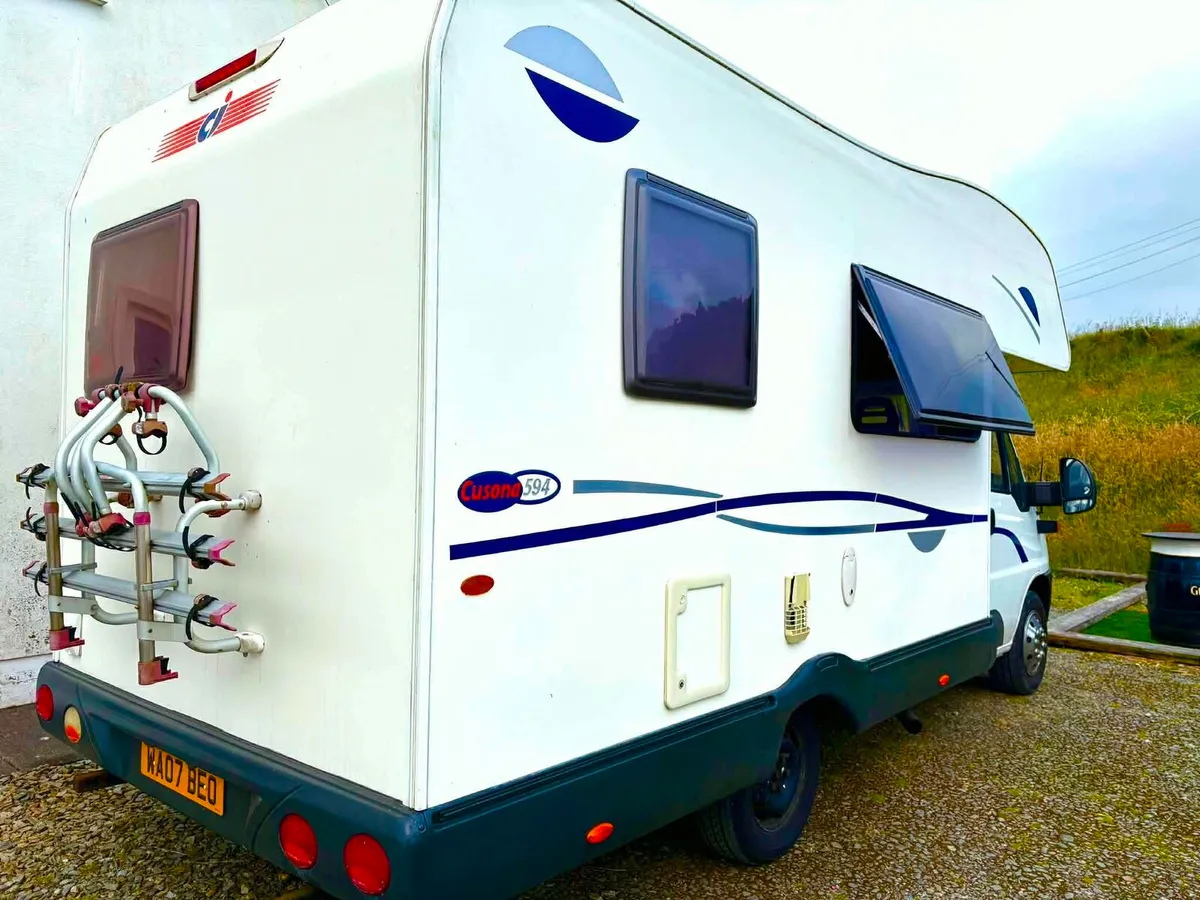 Motorhome - Image 2