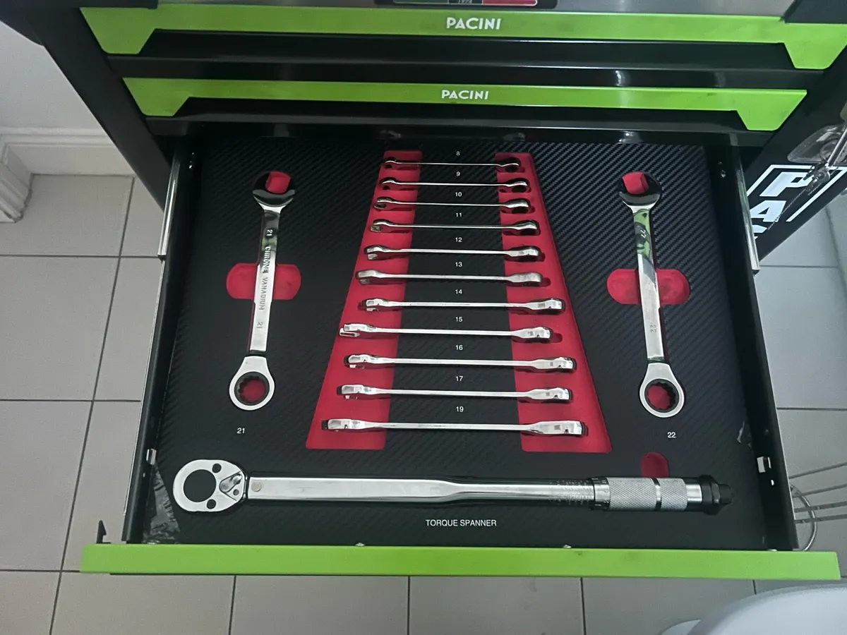 Tool box with tools - Image 4