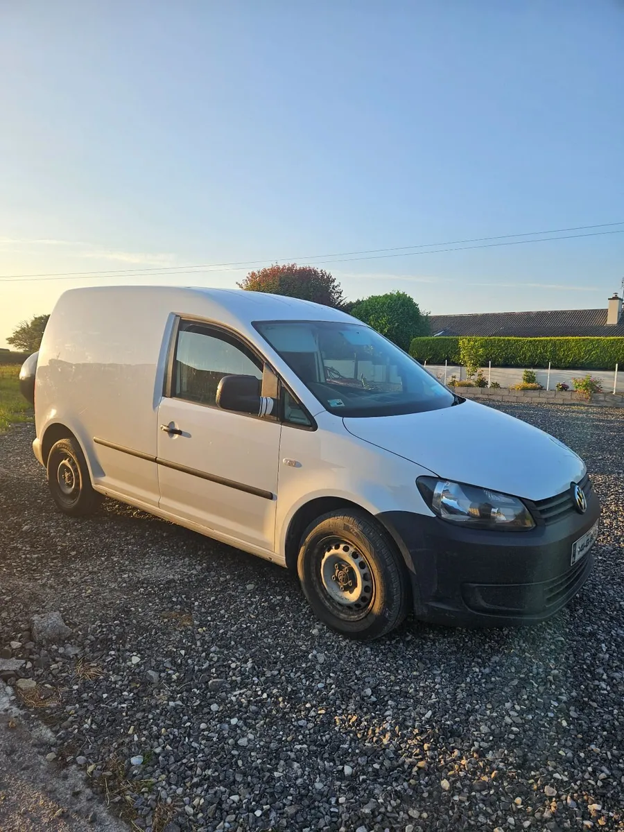 Volkswagen Caddy 2014 - Image 4