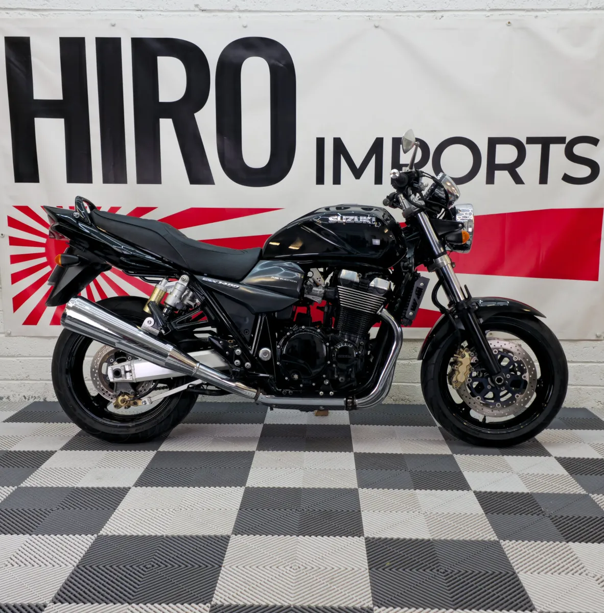 2002 Suzuki GSX 1400 - Image 1